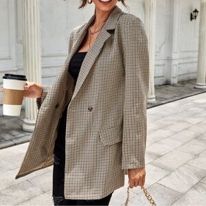 SHEIN Prive Lapel Neck Gingham Print
Button Front Blazer